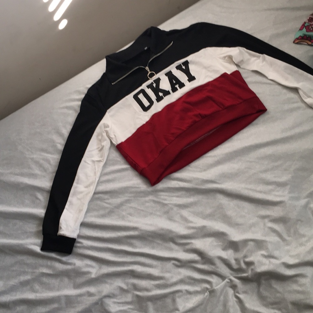 Zip up cropped sweatshirt